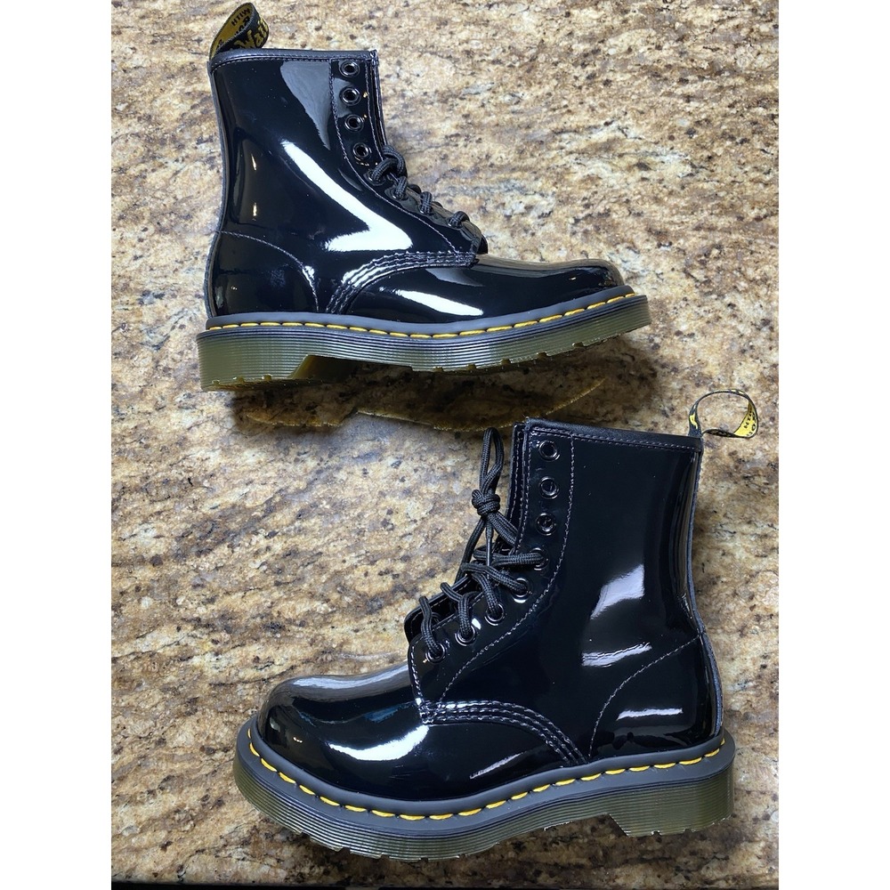 Women's Size 5 Dr Martens Lace Up Boots Black 1460 Shiny Patent Leather *NEW*